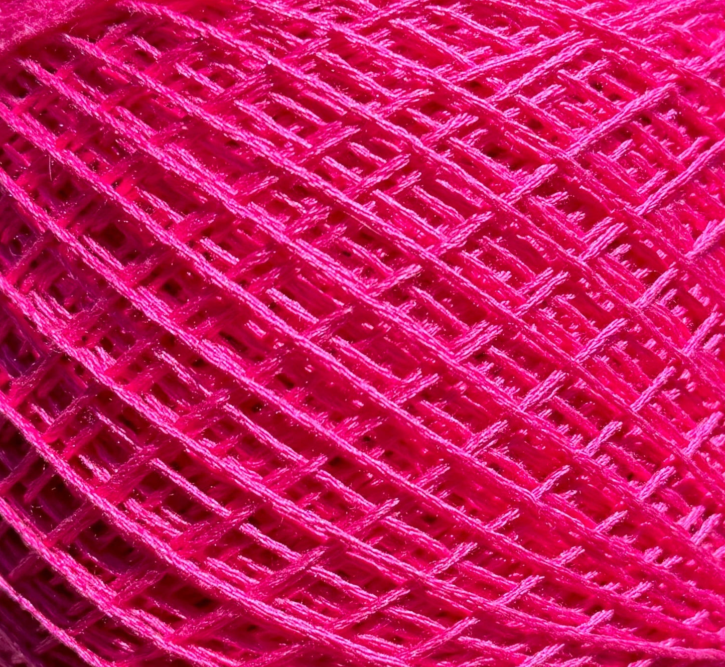 140-9 Hot Pink