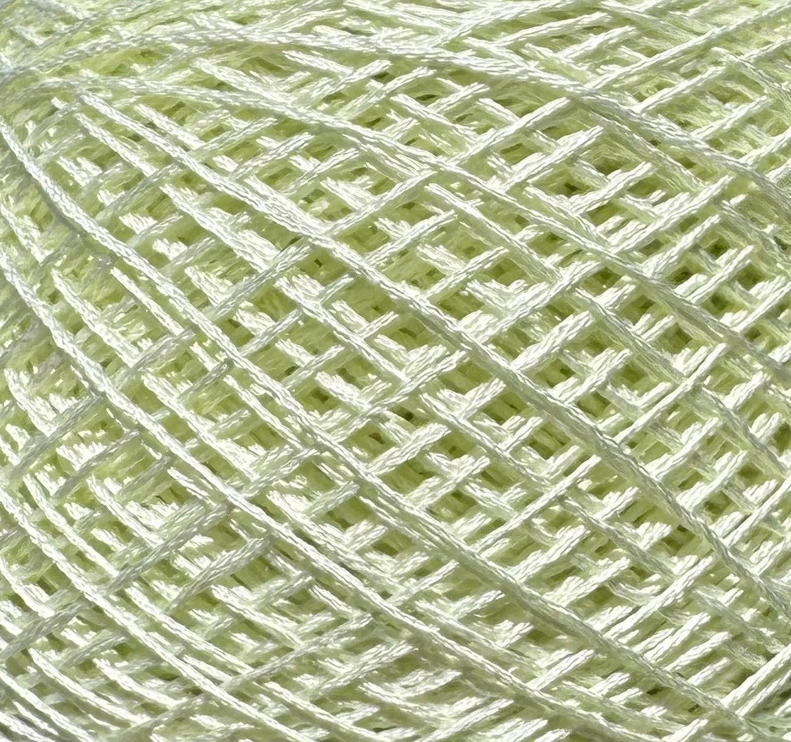 519-2 Hint of Apple Green